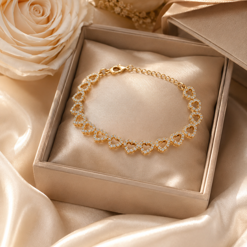 La Maré Eternal Hearts Bracelet