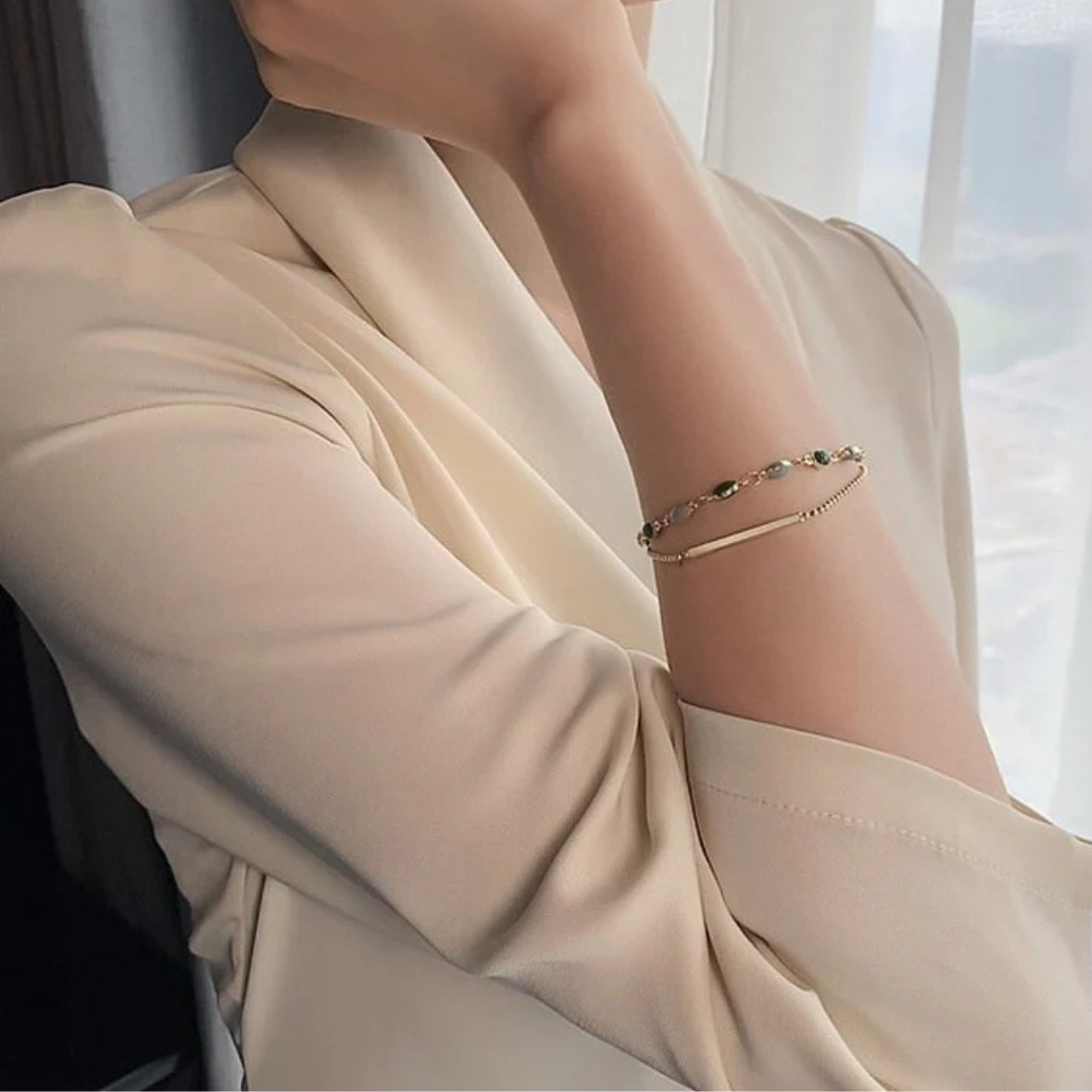 Le classique-Double Charm Bracelet