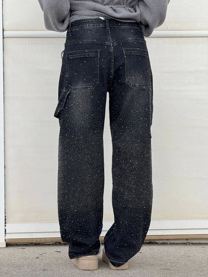 JEANS AUS GLÄNZENDEM DENIM 