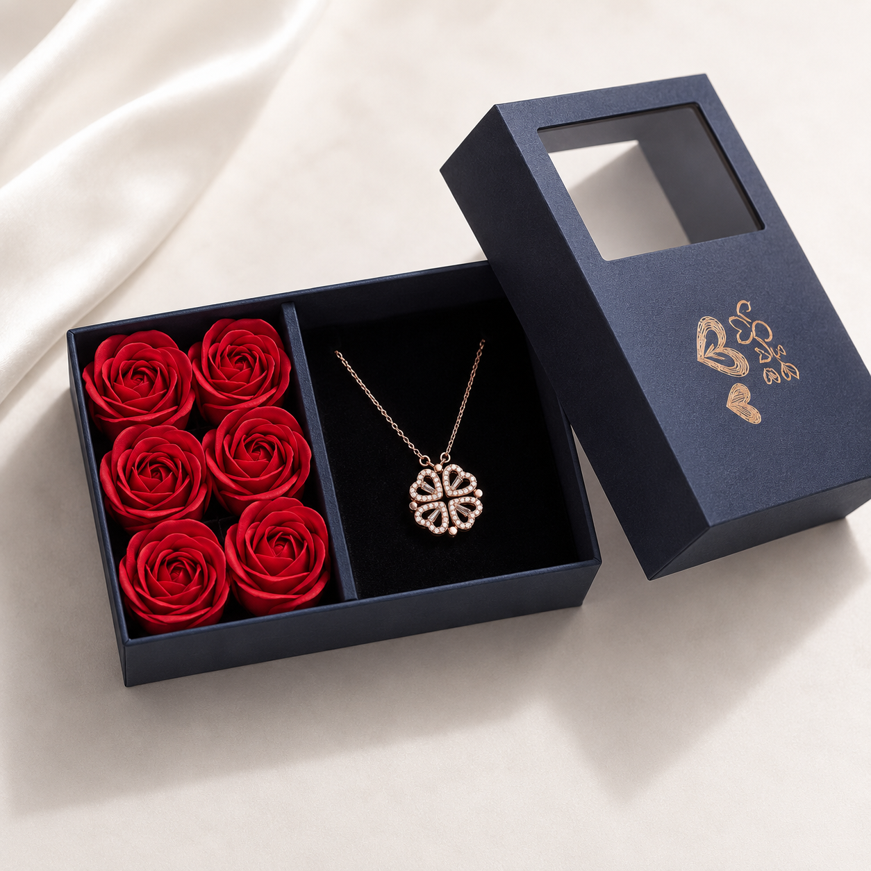 Éternelle Four Hearts Ketting