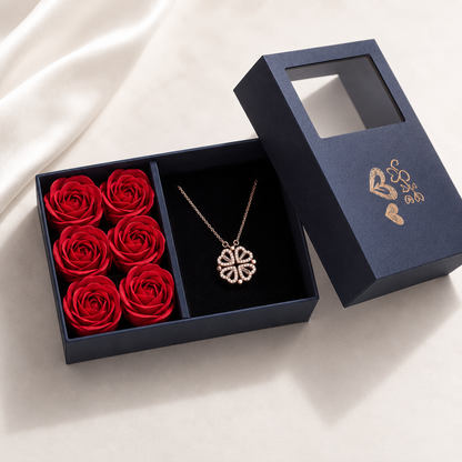 Éternelle Four Hearts Ketting